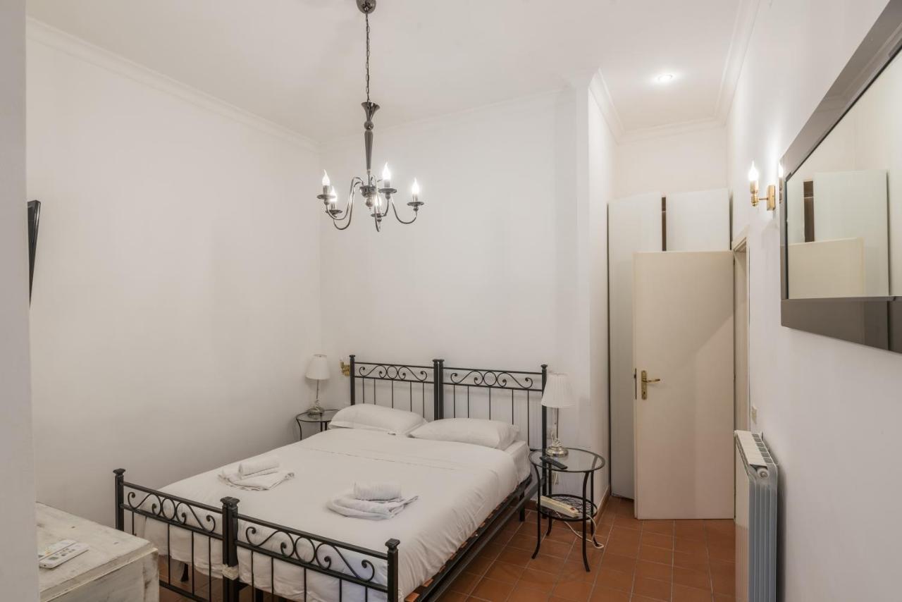Ferienwohnung Joivy Trevi Fountain'S Relais Rom Exterior foto